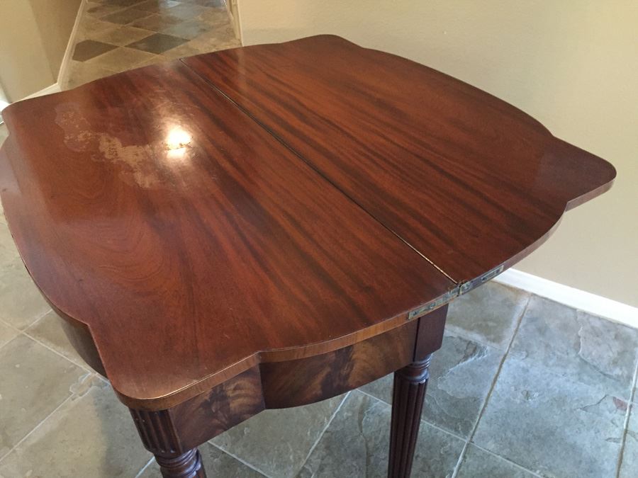 Vintage 1930's Mahogany Flip Top Gateleg Card Table With Drawer [Photo 3]