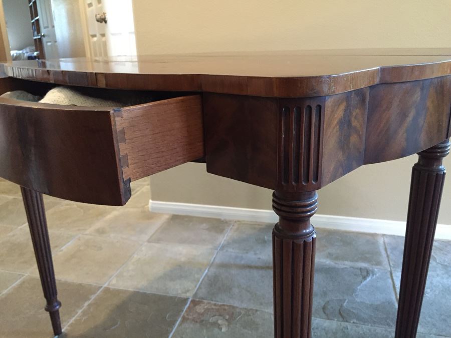 Vintage 1930's Mahogany Flip Top Gateleg Card Table With Drawer [Photo 27]