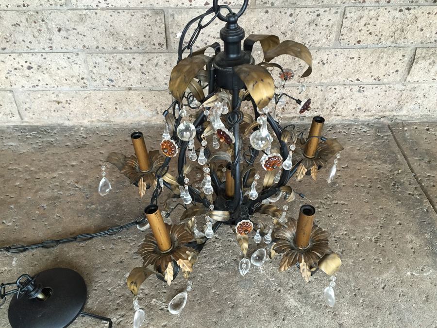 Contemporary Chandelier [Photo 4]