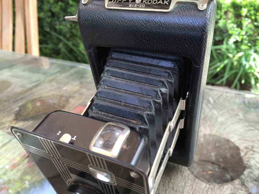 Jiffy Kodak Six-20 Bellows Camera [Photo 5]
