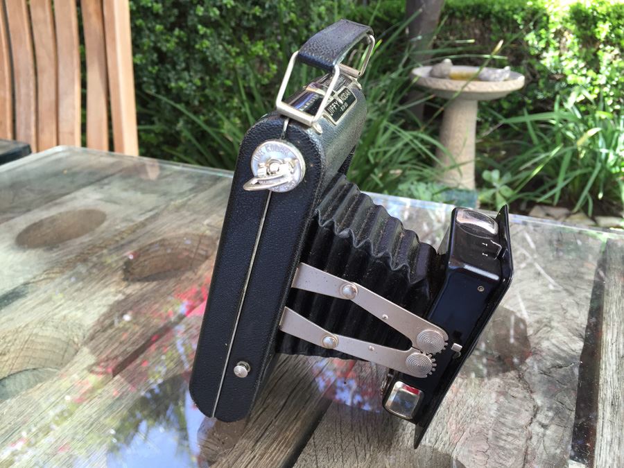 Jiffy Kodak Six-20 Bellows Camera [Photo 7]