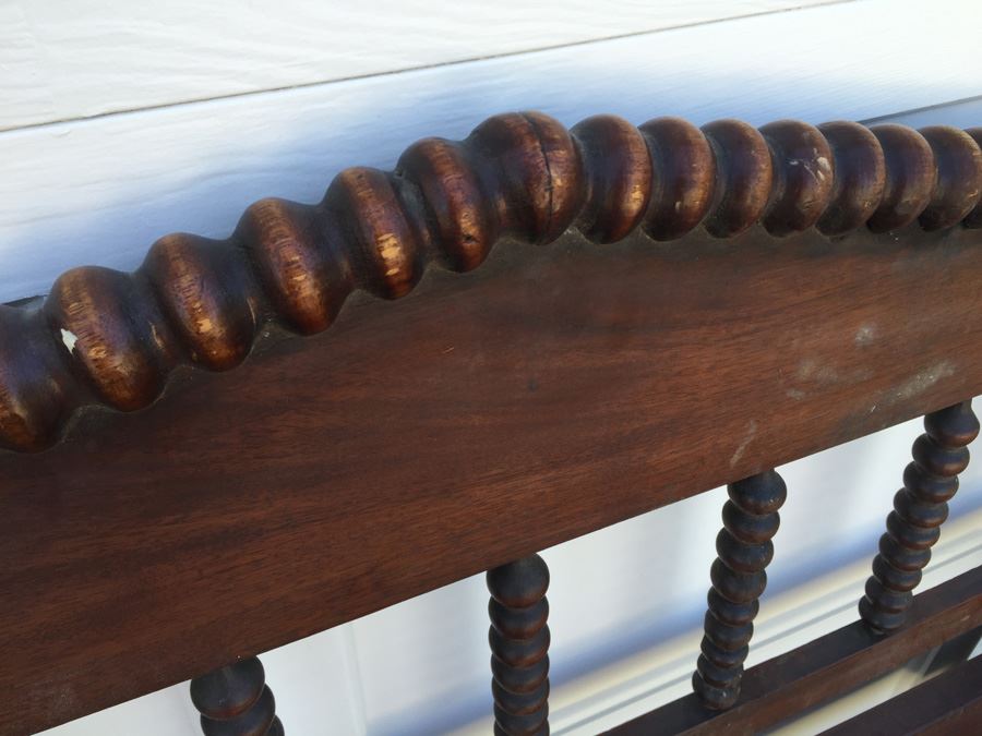 Victorian American Walnut Spool Bed Vintage 1860 Twin Headboard And Footboard With Rails Appraised $285 In 1983 [Photo 8]