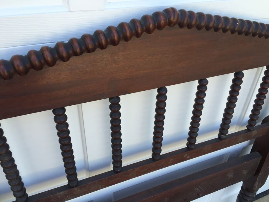 Victorian American Walnut Spool Bed Vintage 1860 Twin Headboard And Footboard With Rails Appraised $285 In 1983 [Photo 11]