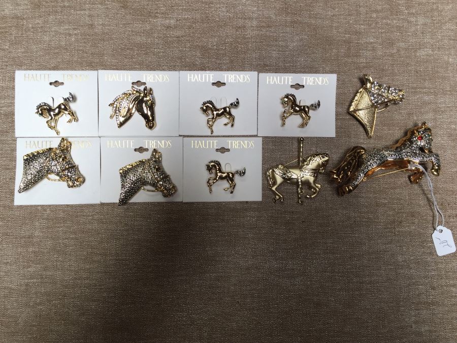 Large Collection Of Horse Brooches By HAUTE TRENDS With Box [Photo 2]