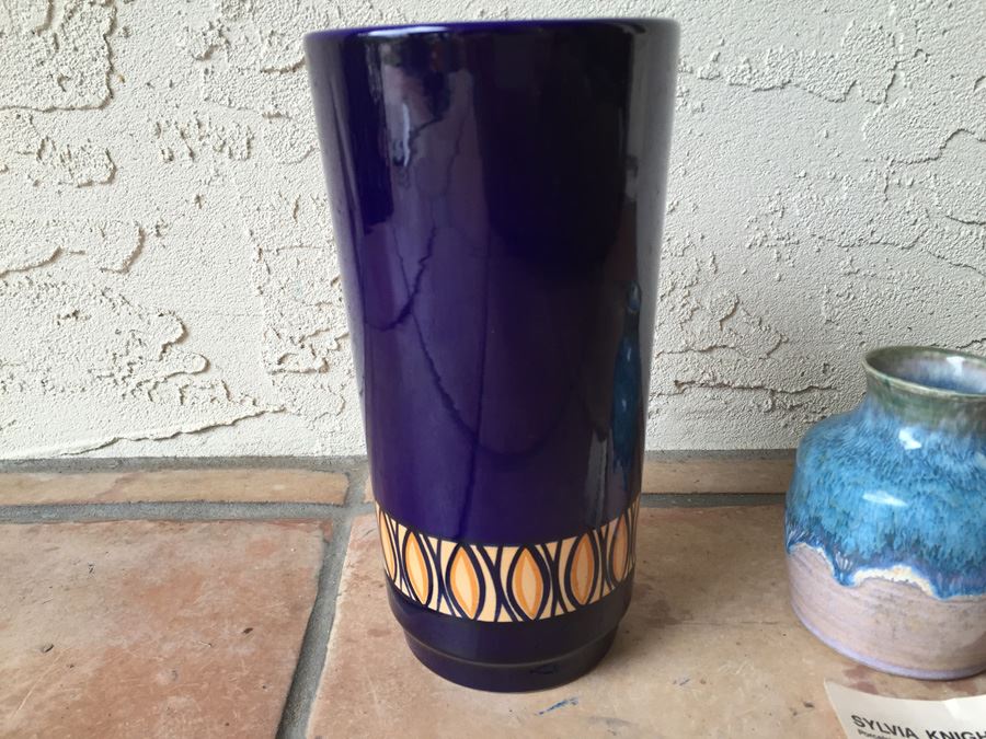 Pottery Lot Includes KM Israel Blue Hand Decorated Pottery And Sylvia Knight Kress Pottery [Photo 5]