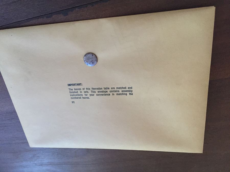 Henredon Rosewood Chinoiserie Formal Dining Table With 2 Leaves And Eight Chairs [Photo 39]