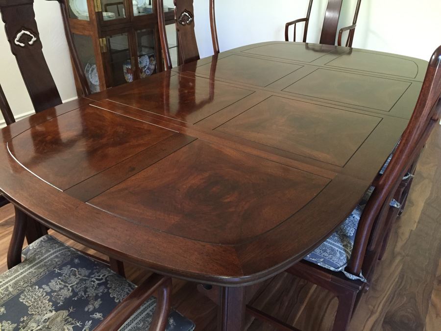 Henredon Rosewood Chinoiserie Formal Dining Table With 2 Leaves And Eight Chairs [Photo 36]