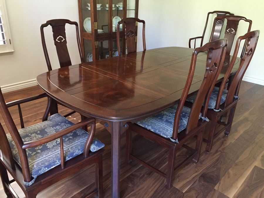 Henredon Rosewood Chinoiserie Formal Dining Table With 2 Leaves And Eight Chairs [Photo 7]