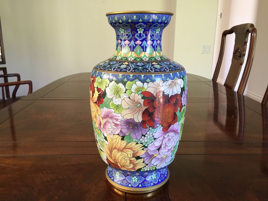 Fine Chinese Cloisonné Vase 12 Inch Tall Stunning