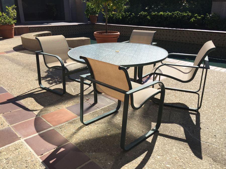 Outdoor Patio Set With Four Chairs [Photo 8]