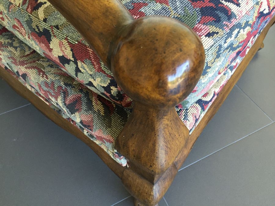 Beverly Interiors Stewart Collection Large Upholstered Chair With Matching Ottoman [Photo 9]