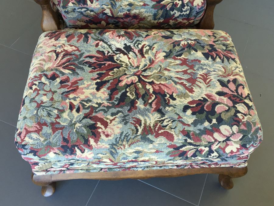 Beverly Interiors Stewart Collection Large Upholstered Chair With Matching Ottoman [Photo 6]