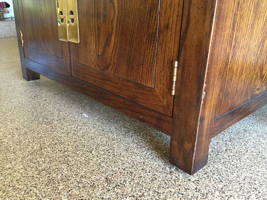 Henredon Fine Furniture Side Table With Brass Campaign Hardware [Photo 10]