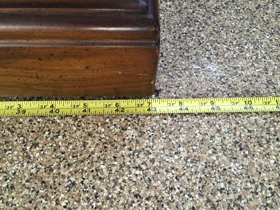 Stunning Henredon Furniture Tall Dome Top Curio Display Cabinet Lighted With Adjustable Glass Shelves Estimate $1,500 [Photo 27]