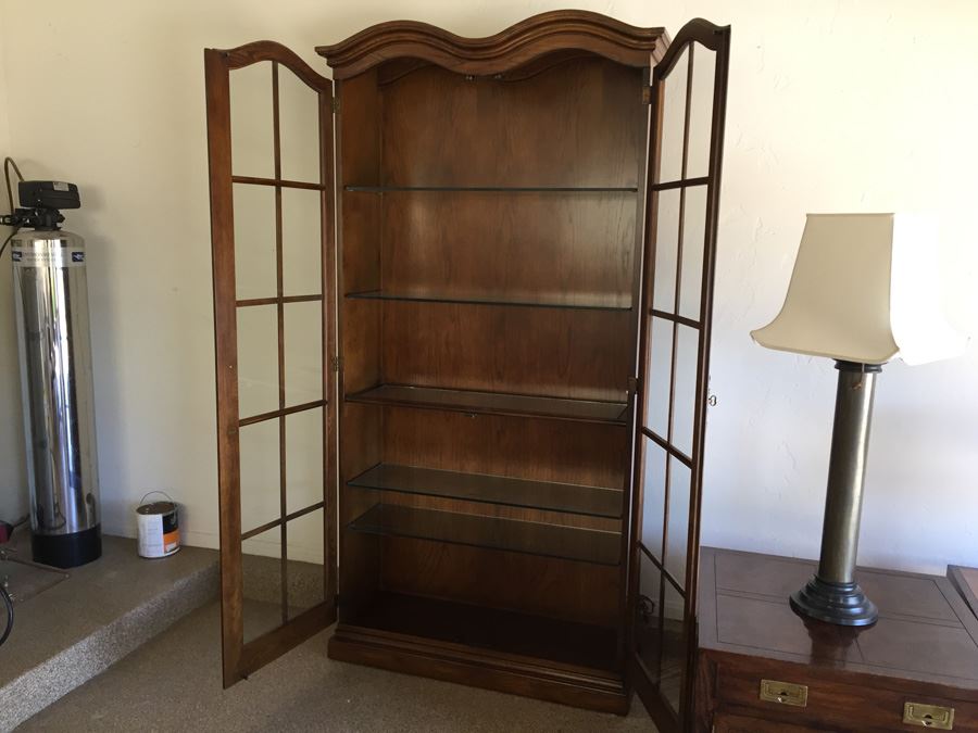 Stunning Henredon Furniture Tall Dome Top Curio Display Cabinet Lighted With Adjustable Glass Shelves Estimate $1,500 [Photo 13]