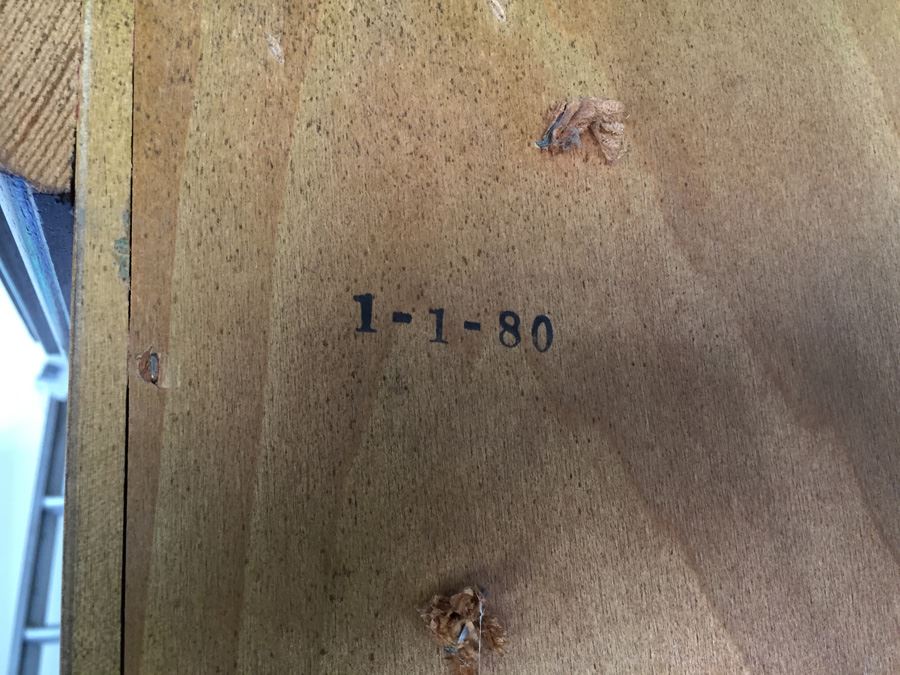 Stunning Henredon Furniture Tall Dome Top Curio Display Cabinet Lighted With Adjustable Glass Shelves Estimate $1,500 [Photo 26]