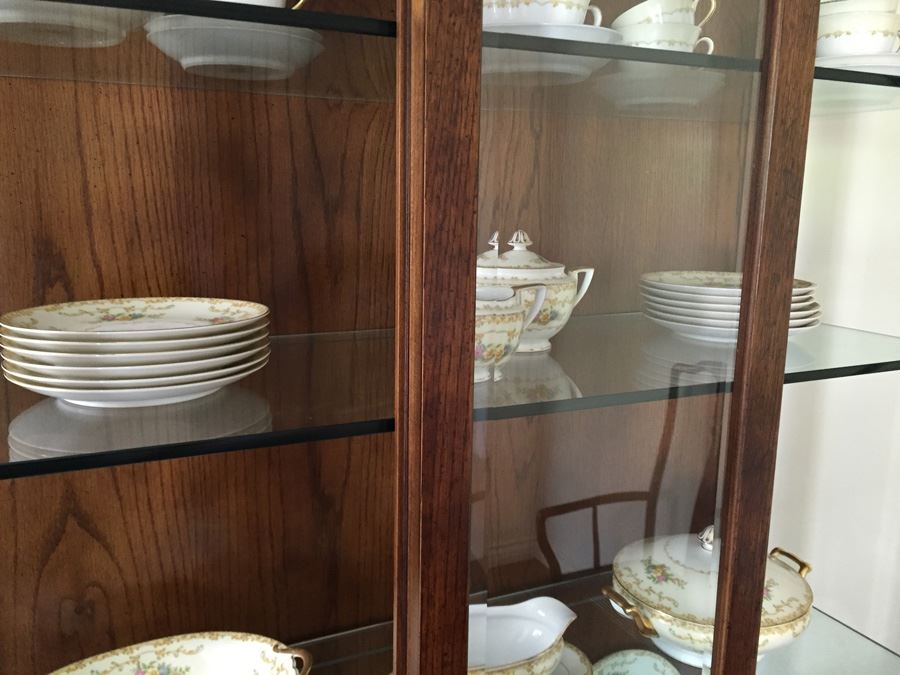 Stunning Henredon Furniture Curio Display Cabinet Lighted With Brass Hardware And Glass Shelves [Photo 11]