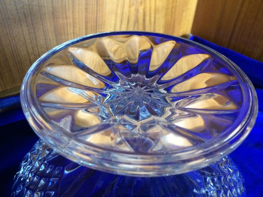 Footed Crystal Bowl [Photo 4]