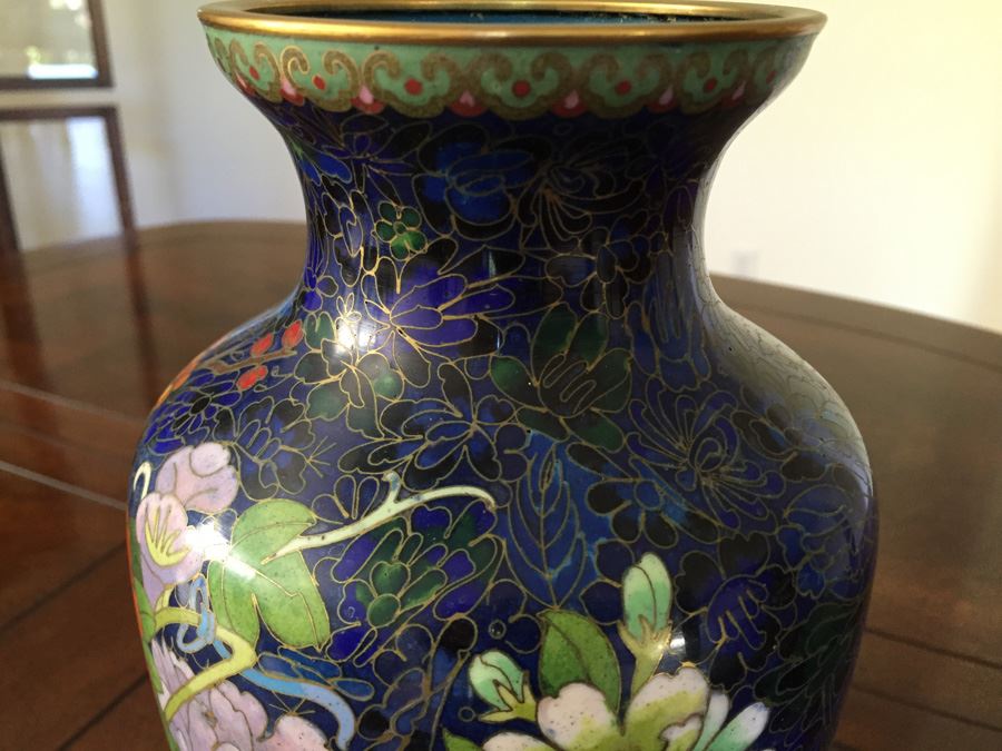 Fine Cloisonne Vase On Wooden Stand 9 Inches Tall [Photo 7]