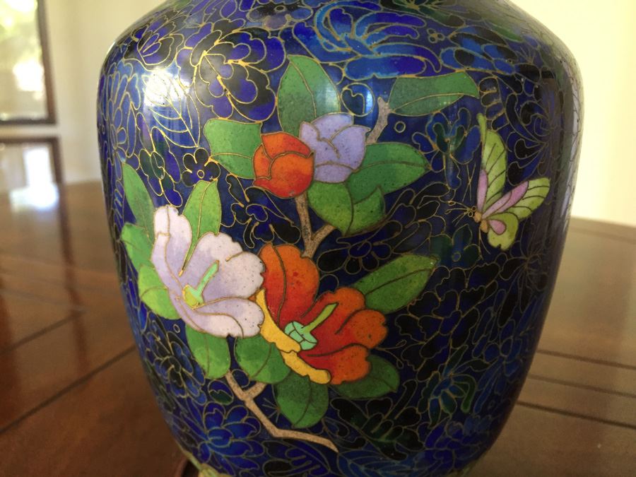 Fine Cloisonne Vase On Wooden Stand 9 Inches Tall [Photo 12]