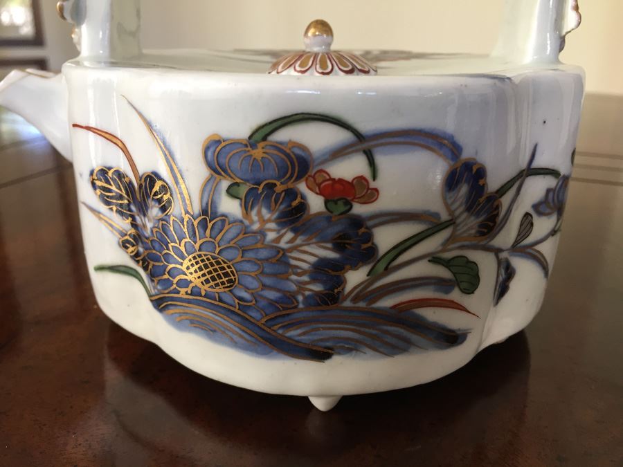 Footed Japanese Teapot With Gilt Foral Patterns Apx 5' In Diameter [Photo 9]