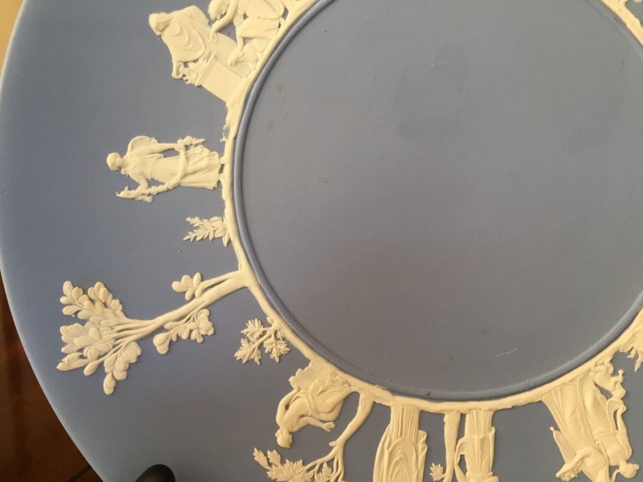 Vintage 1956 Wedgwood Blue And White Plate And Pitcher [Photo 17]