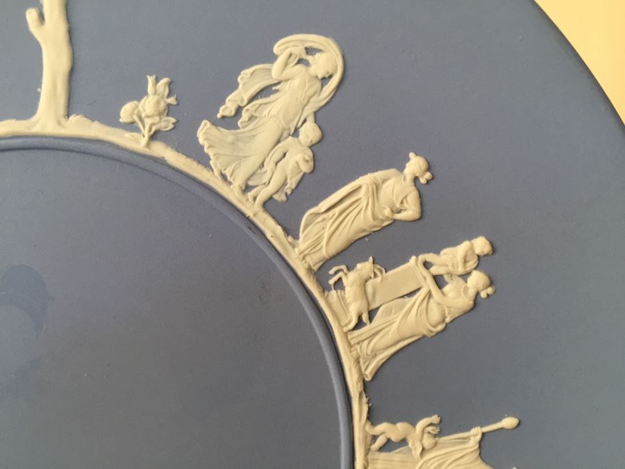 Vintage 1956 Wedgwood Blue And White Plate And Pitcher [Photo 15]