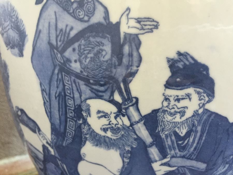 Large 18' Diameter Blue And White Pot With Wooden Stand [Photo 8]