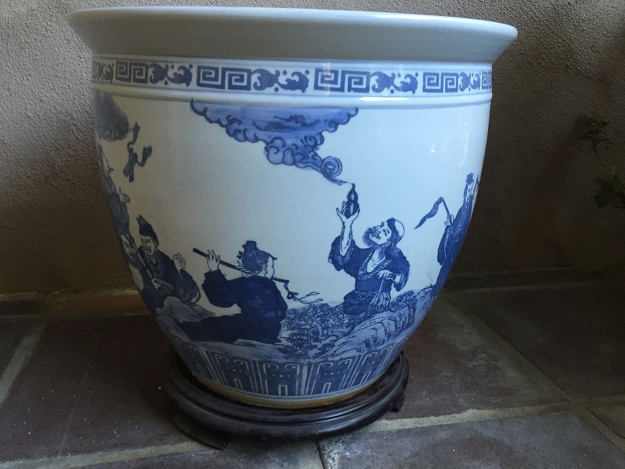 Large 18' Diameter Blue And White Pot With Wooden Stand [Photo 1]