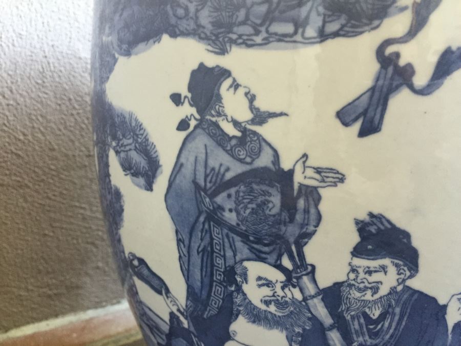 Large 18' Diameter Blue And White Pot With Wooden Stand [Photo 9]