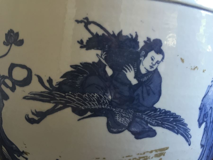 Large 18' Diameter Blue And White Pot With Wooden Stand [Photo 15]