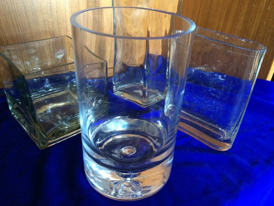 (4) Clear Vase Lot [Photo 2]