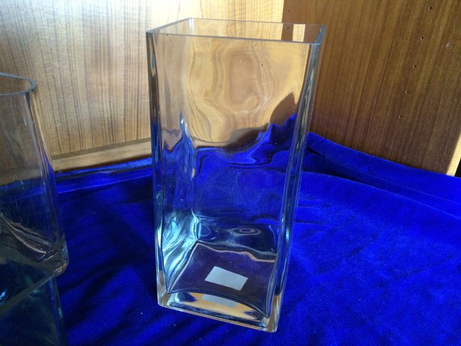 (4) Clear Vase Lot [Photo 7]