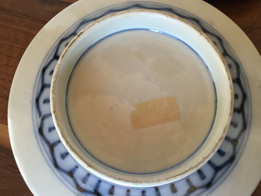 Japanese Imari Bowl With Wooden Stand [Photo 8]