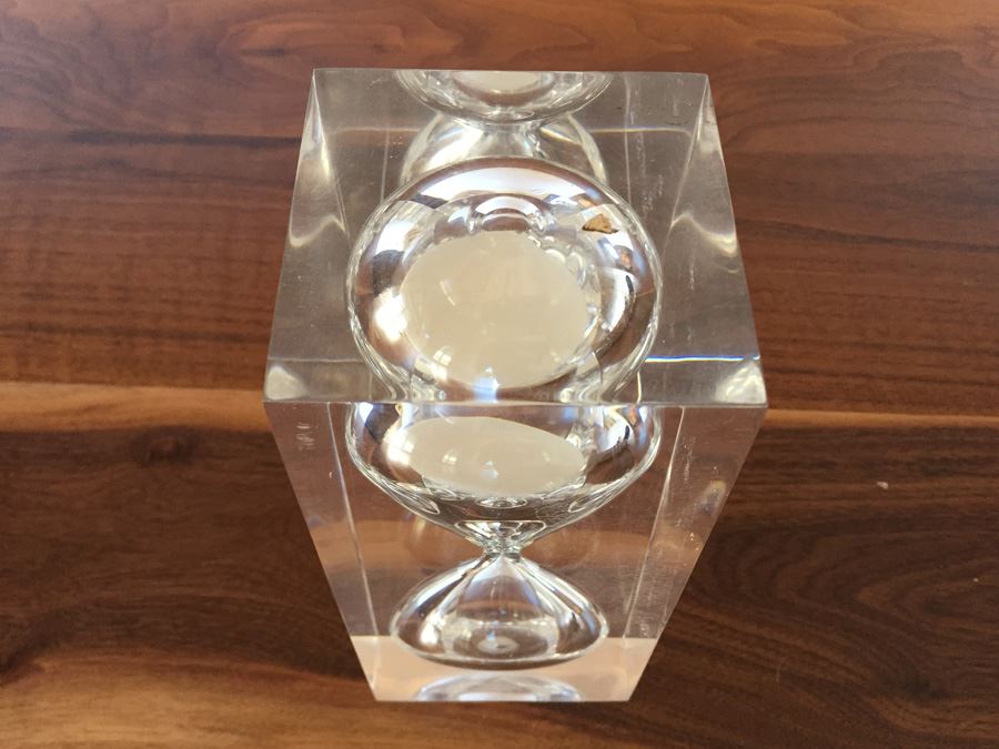 Large Lucite Hourglass [Photo 3]