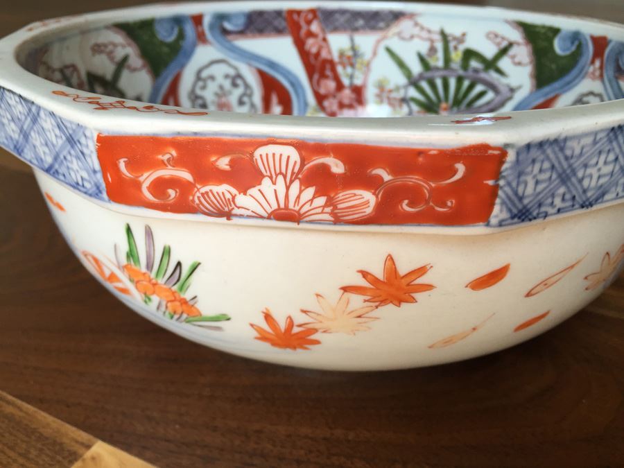 Stunning Vintage Asian Bowl With Landscape Scene [Photo 4]