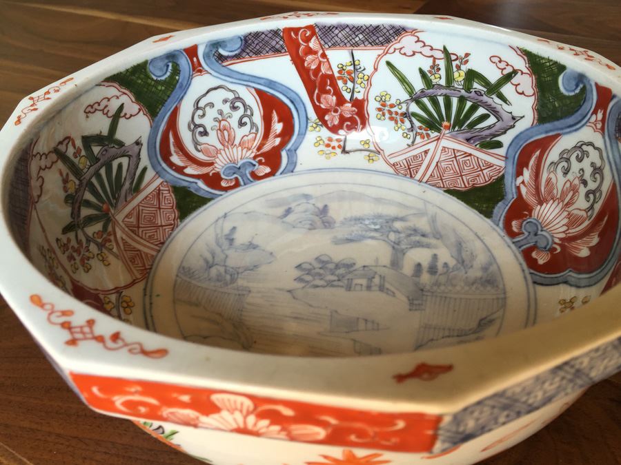 Stunning Vintage Asian Bowl With Landscape Scene [Photo 5]