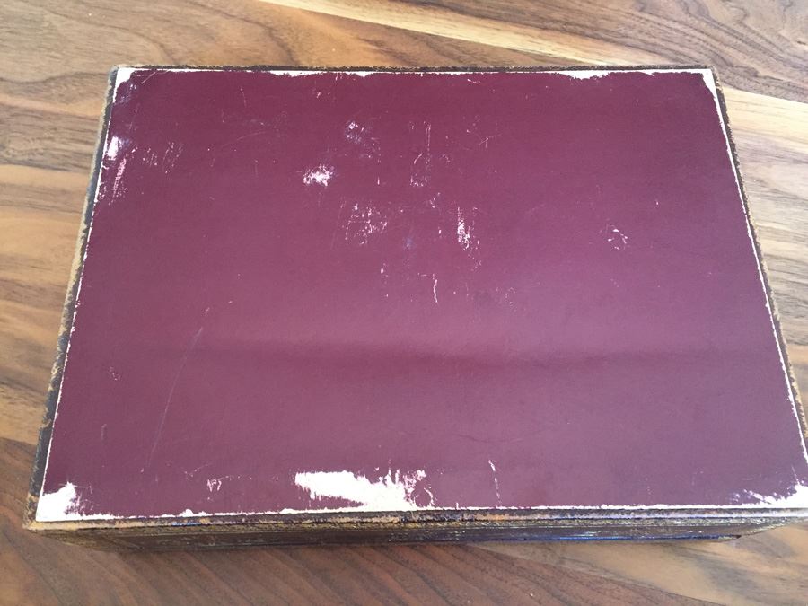 Vintage 10 Inch Leather Bound Box [Photo 7]