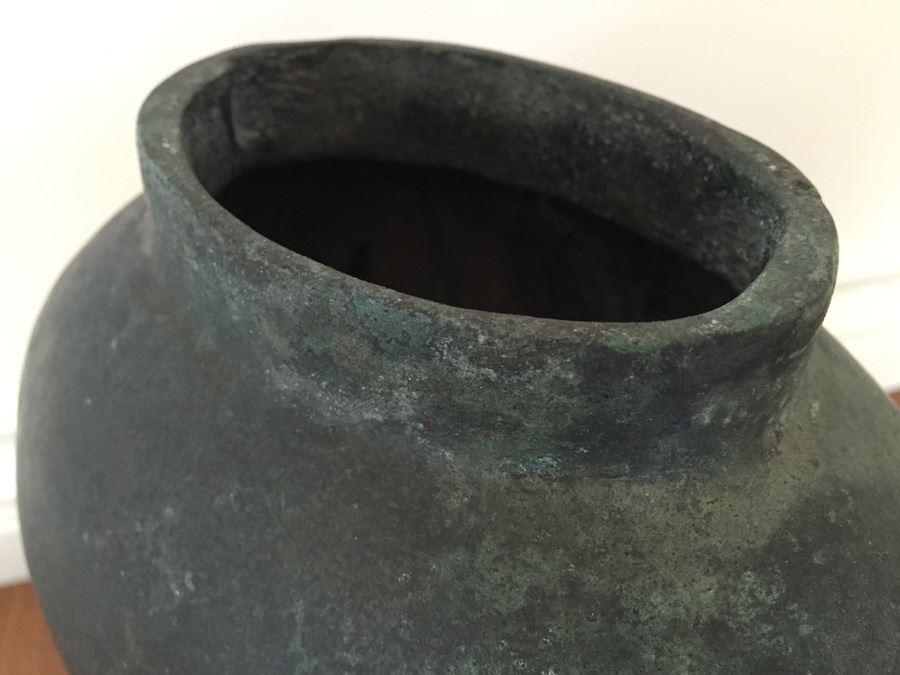 Impressive Bronze Asian HEAVY Vase Jar With Foo Dog On Lid Beautiful Patina [Photo 37]