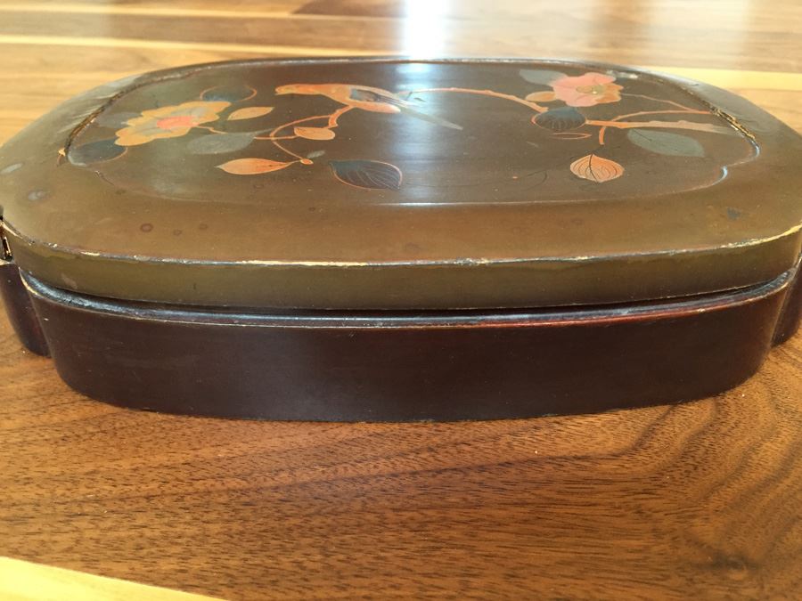 Vintage Lacquer Asian Box With Inlaid Bird And Flowers [Photo 7]