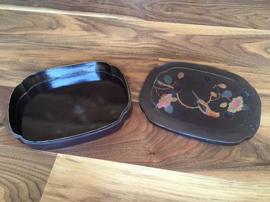 Vintage Lacquer Asian Box With Inlaid Bird And Flowers [Photo 3]