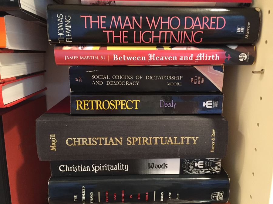 Huge Book Lot [Photo 15]