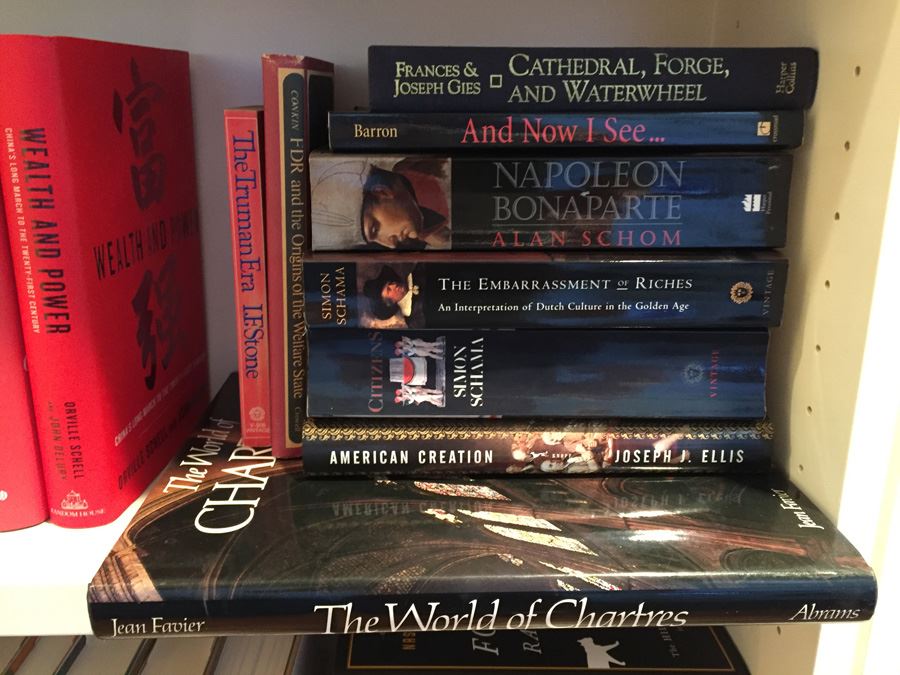 Huge Book Lot [Photo 17]