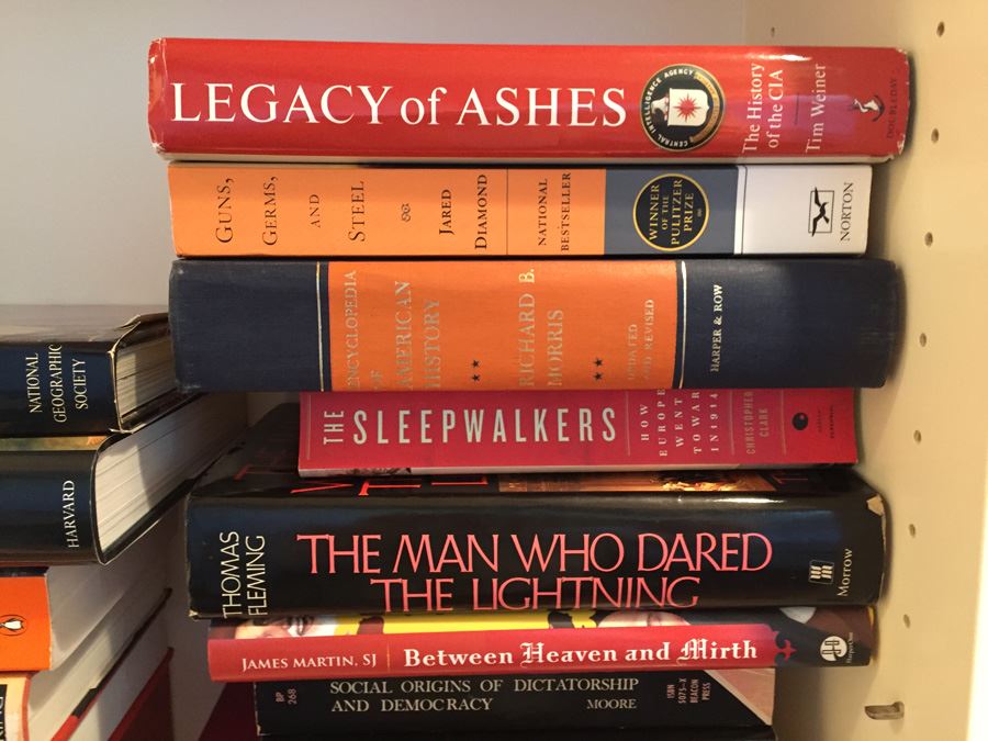 Huge Book Lot [Photo 14]