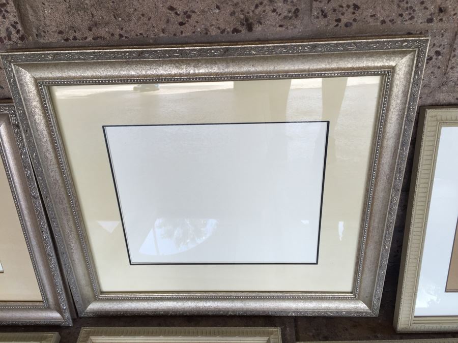 Picture Frame Lot [Photo 4]