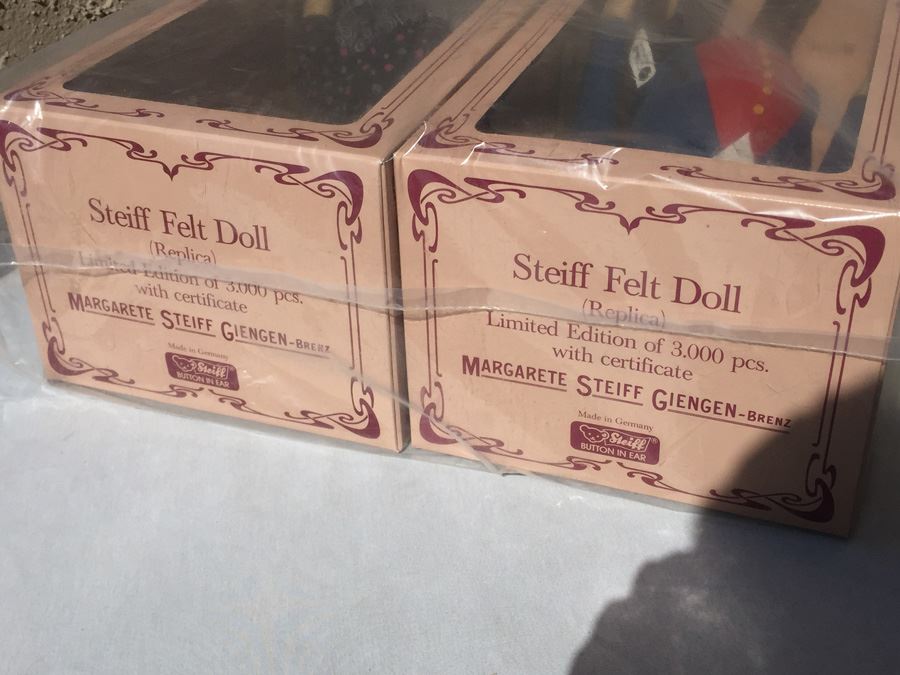 Pair Of Limited Edition Steiff Feld Dolls New In Box Made In Germany [Photo 3]