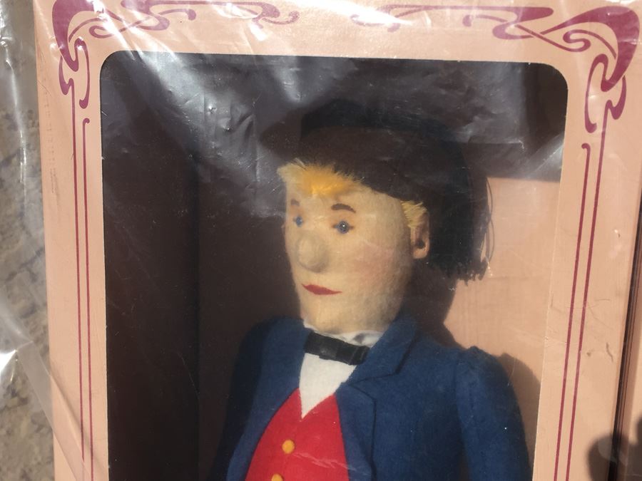 Pair Of Limited Edition Steiff Feld Dolls New In Box Made In Germany [Photo 8]