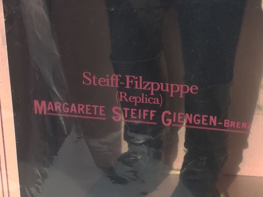 Pair Of Limited Edition Steiff Feld Dolls New In Box Made In Germany [Photo 4]