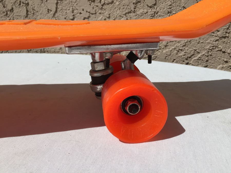 Vintage Orange Makaha USA Skateboard [Photo 3]