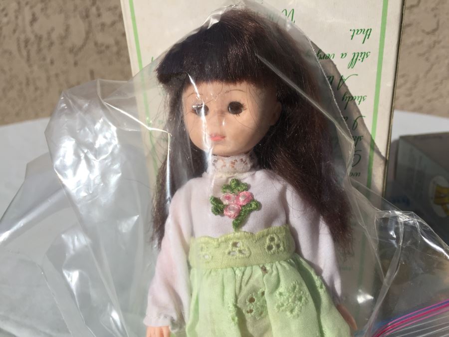 Ginny Vogue Dolls Lot [Photo 7]